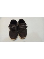 Чёрные блестящие кроссовки 25 размер